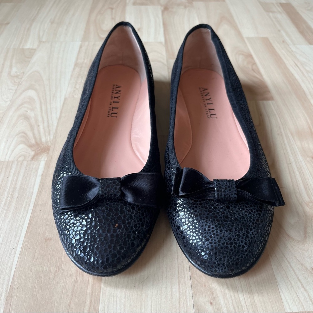 Anyi Lu Black Textured Bow Ballet Flats